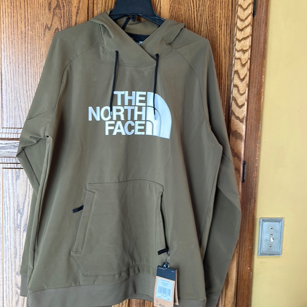 North face men’s large color is Olive Really Nice